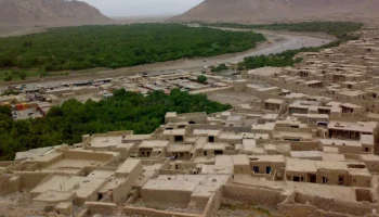 Нимруз: Там, где ветер гладит пески, а время течёт иначе. Нимруз: Там, где ветер гладит пески, а время течёт иначе.